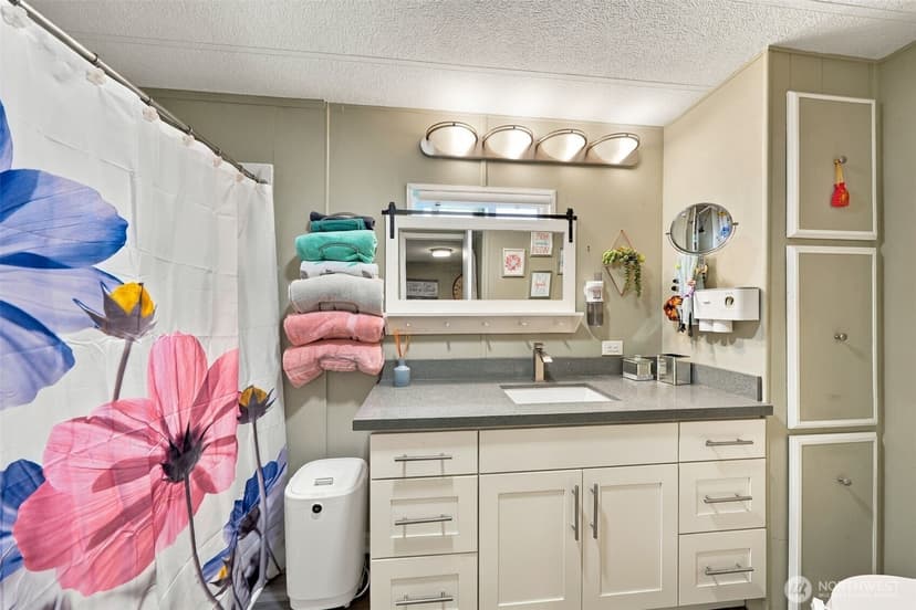 Property photo for 17312 Woodcrest Drive NE #113, Bothell photo 22
