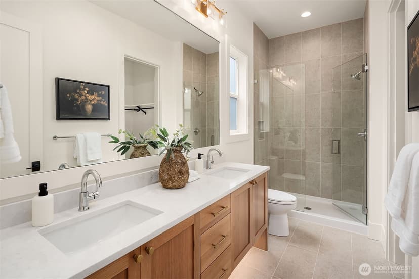 Property photo for 1234 149th Place SE, Bellevue photo 26