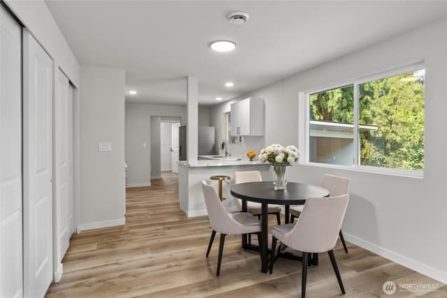 Property photo for 2531 Monroe Avenue, Everett photo 5