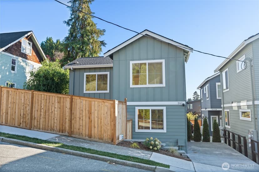 Property photo for 261 NW 42nd Avenue, Seattle photo 2