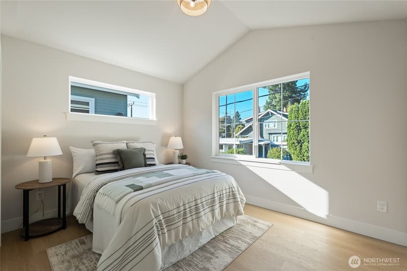 Property photo for 261 NW 42nd Avenue, Seattle photo 30