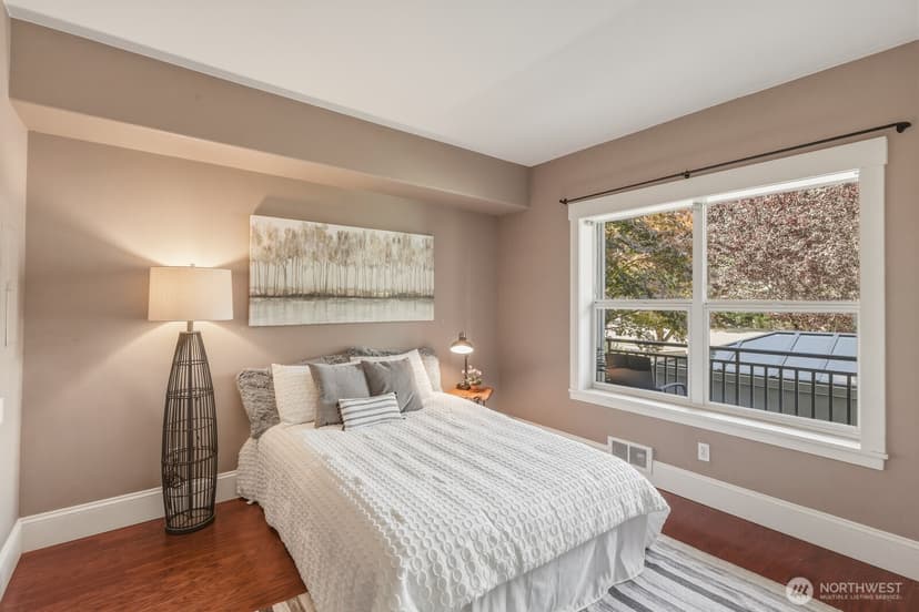 Property photo for 3221 SW Avalon Way #201, Seattle photo 20