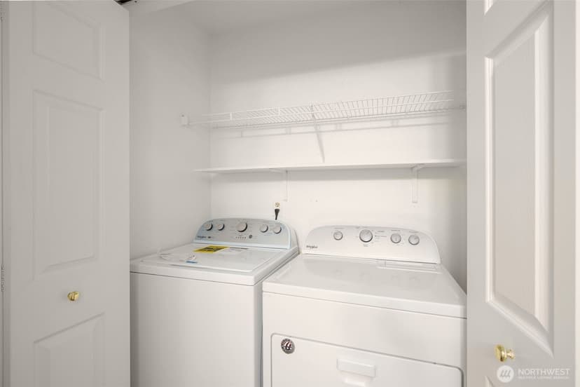 Property photo for 2600 118th Avenue SE #4-101, Bellevue photo 13