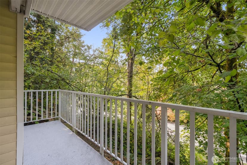 Property photo for 2600 118th Avenue SE #4-101, Bellevue photo 9