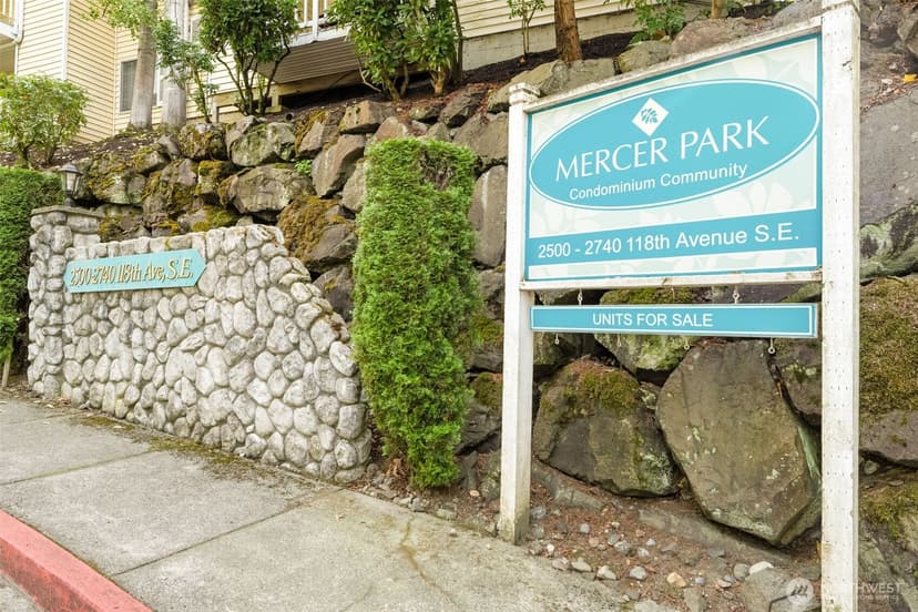 Property photo for 2600 118th Avenue SE #4-101, Bellevue photo 14