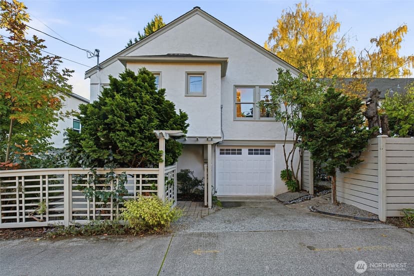 Property photo for 2400 E Roanoke Street, Seattle photo 39