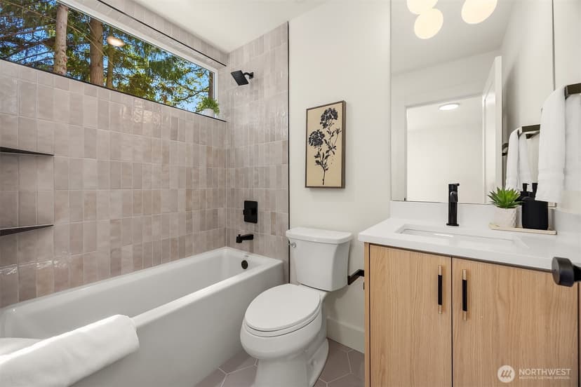 Property photo for 1506 N 100th Street, Seattle photo 12