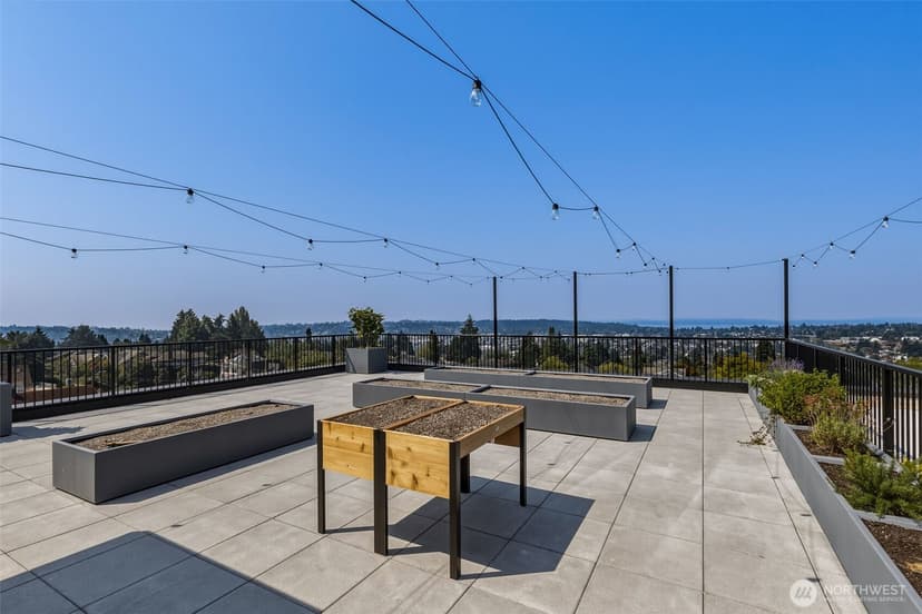Property photo for 6109 Phinney Avenue N #505, Seattle photo 23