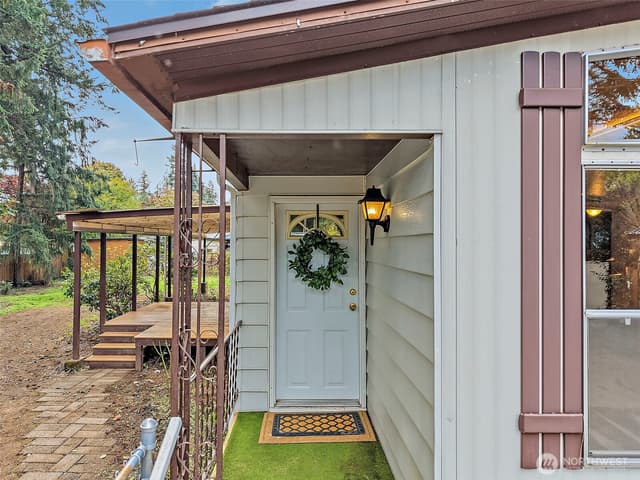 Property photo for 22159 SE 275th CT, Maple Valley photo 3