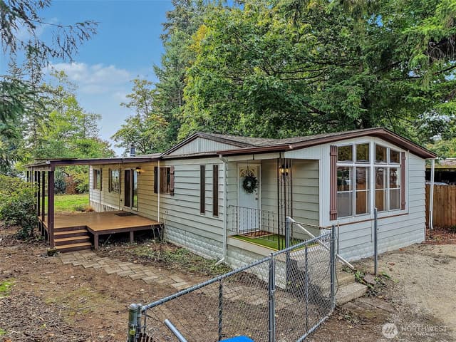 Property photo for 22159 SE 275th CT, Maple Valley photo 2