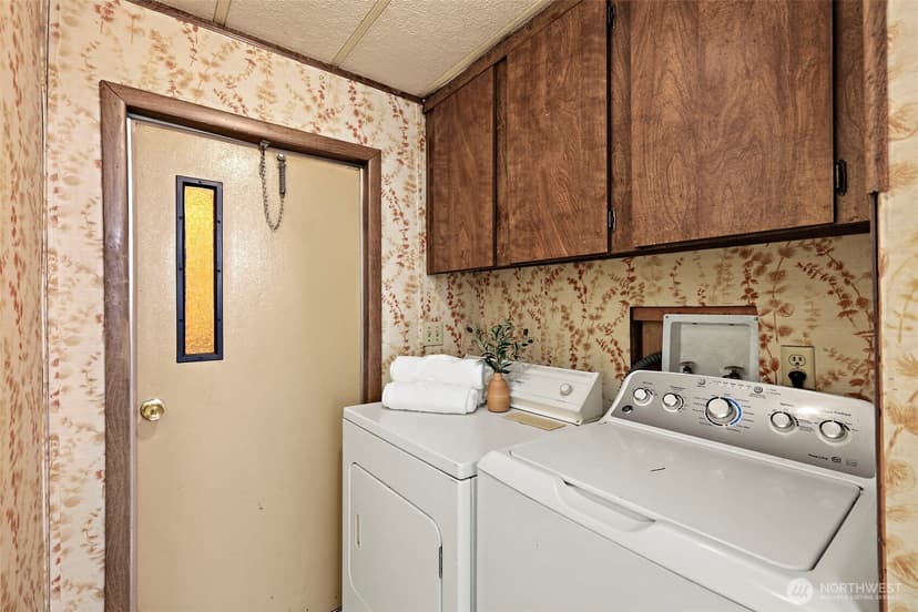 Property photo for 22159 SE 275th CT, Maple Valley photo 12