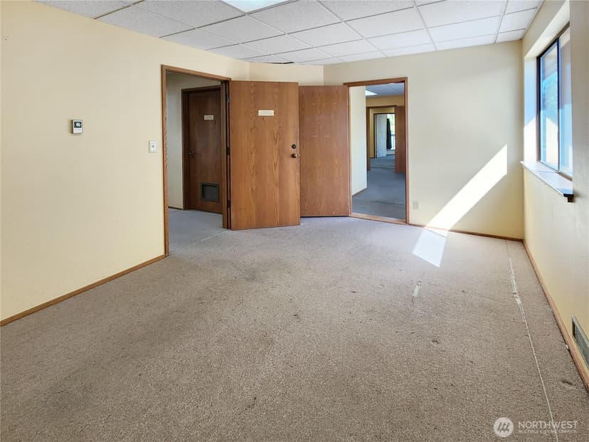 Property photo for 520 E Whidbey Avenue #205, Oak Harbor photo 8
