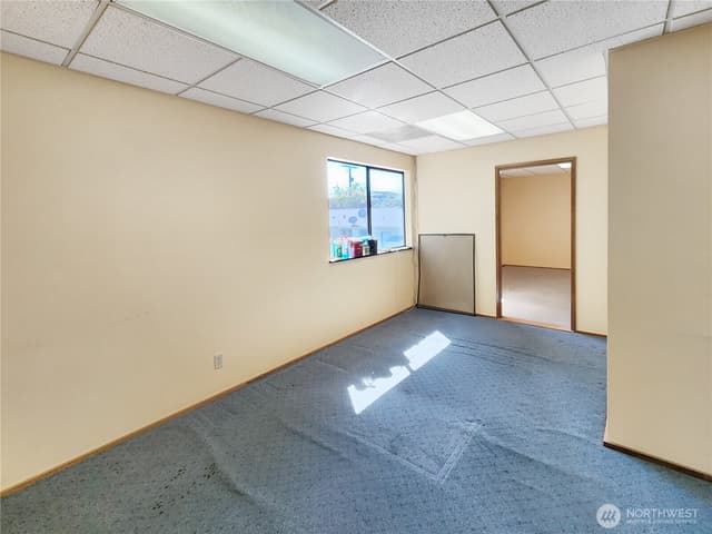 Property photo for 520 E Whidbey Avenue #205, Oak Harbor photo 5