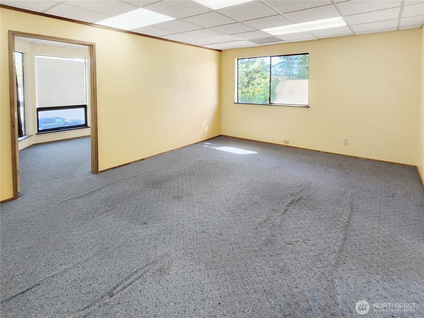 Property photo for 520 E Whidbey Avenue #205, Oak Harbor photo 13