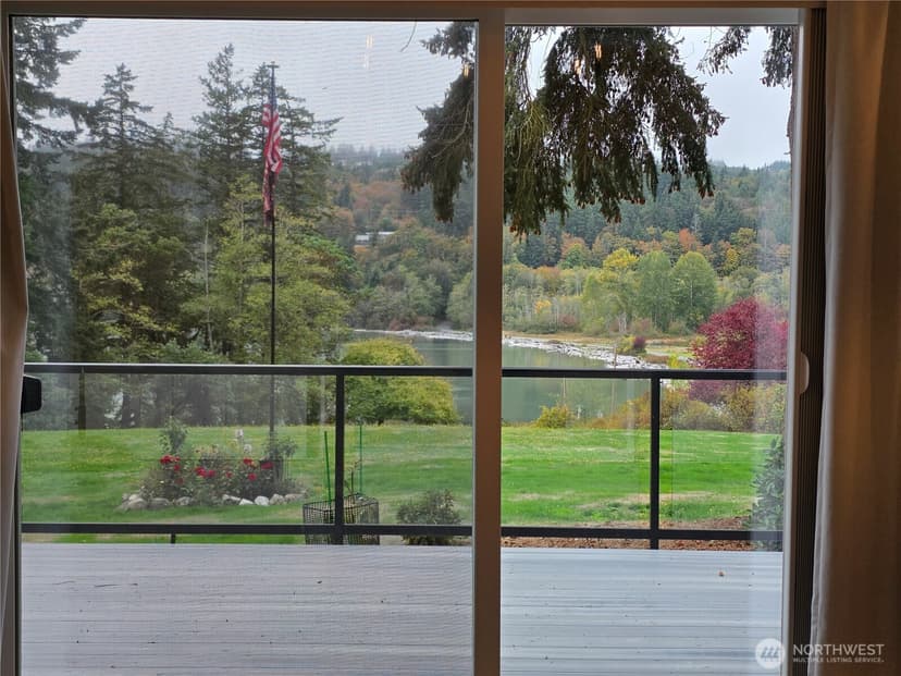 Property photo for 167 Barnum Point Road, Camano Island photo 12
