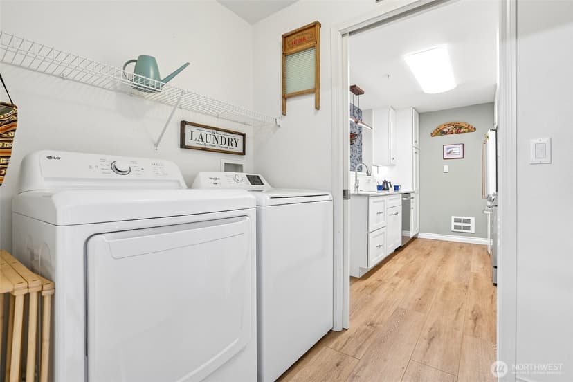 Property photo for 22475 SE 38th Terrace #1418, Issaquah photo 17