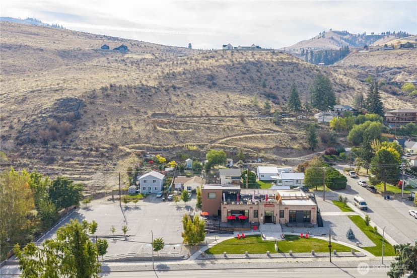 Property photo for 2037 W Woodin Avenue, Chelan photo 3
