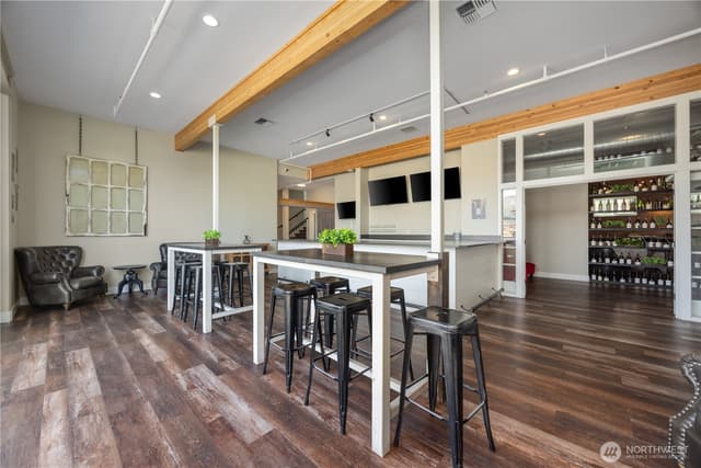 Property photo for 2037 W Woodin Avenue, Chelan photo 4