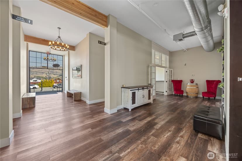 Property photo for 2037 W Woodin Avenue, Chelan photo 21