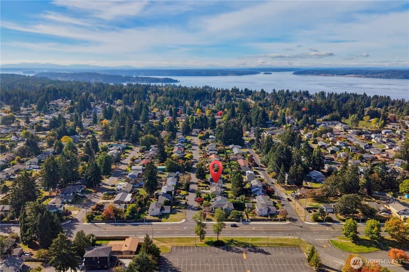 Property photo for 10313 97th Street SW, Lakewood photo 43