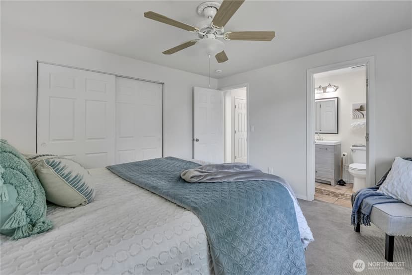 Property photo for 10313 97th Street SW, Lakewood photo 19