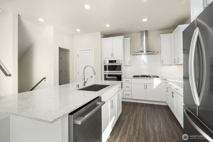Property photo for 4273 Aberdeen Way NE, Renton photo 14