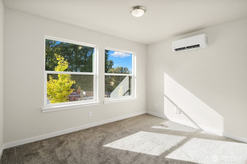 Property photo for 4273 Aberdeen Way NE, Renton photo 4
