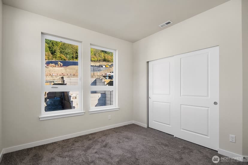 Property photo for 4273 Aberdeen Way NE, Renton photo 24