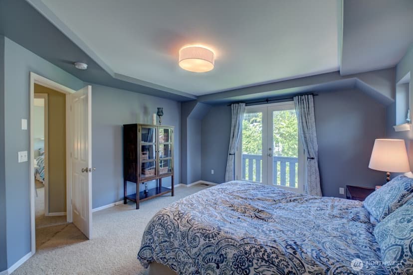 Property photo for 2140 NW Far Country Lane, Issaquah photo 29