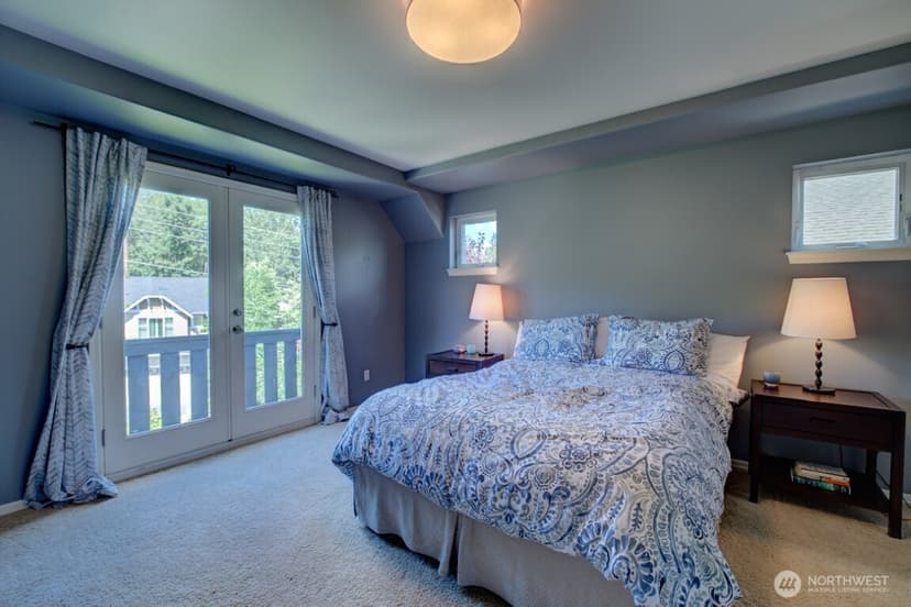 Property photo for 2140 NW Far Country Lane, Issaquah photo 28
