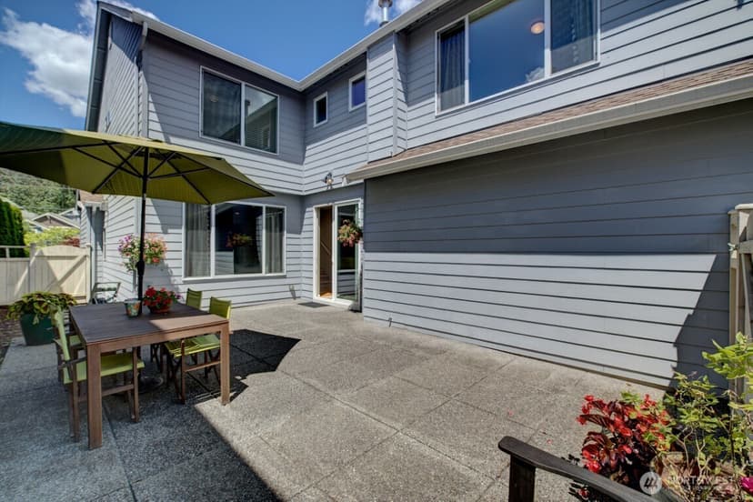 Property photo for 2140 NW Far Country Lane, Issaquah photo 26
