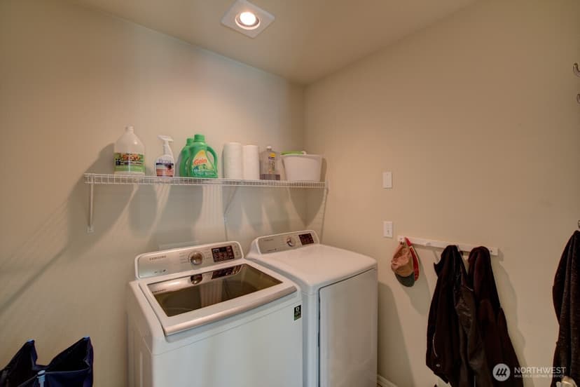 Property photo for 2140 NW Far Country Lane, Issaquah photo 19