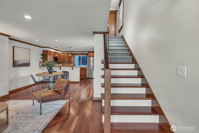 Property photo for 3043 59th Avenue SW #A, Seattle photo 11