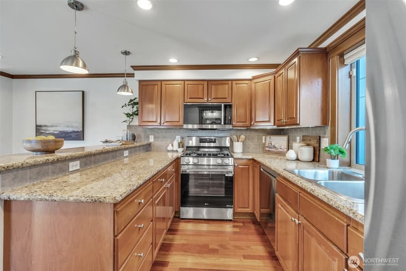 Property photo for 3043 59th Avenue SW #A, Seattle photo 7