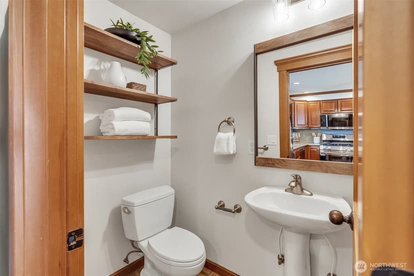 Property photo for 3043 59th Avenue SW #A, Seattle photo 6