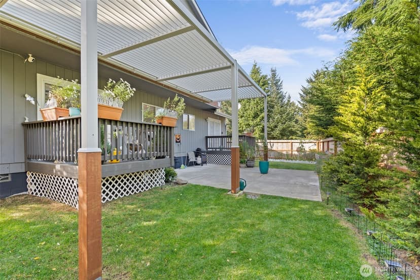 Property photo for 578 Meadow Avenue NE, Ocean Shores photo 33