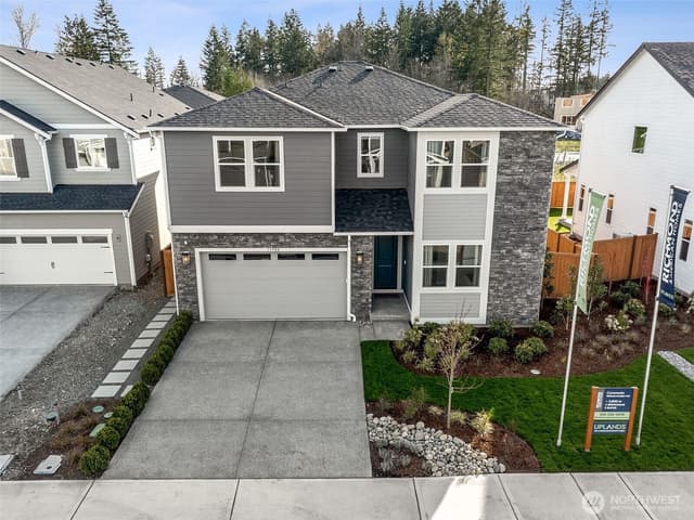 Property photo for 13908 Uplands Place E #40, Puyallup