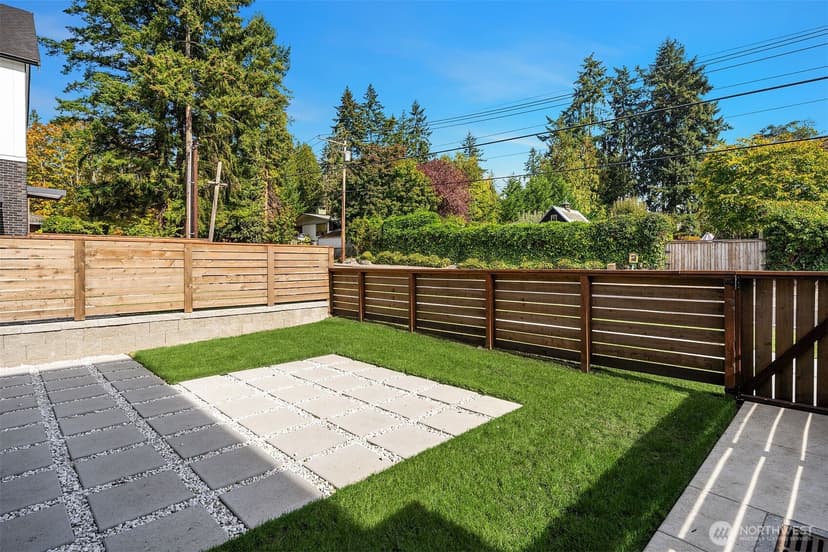 Property photo for 18603 B 104th Avenue NE, Bothell photo 37
