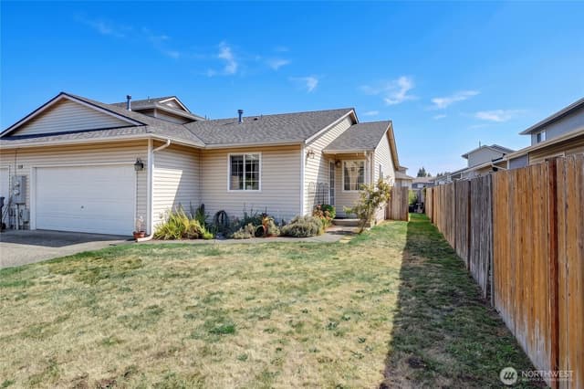 Property photo for 4017 165th Place NE #B, Arlington photo 2