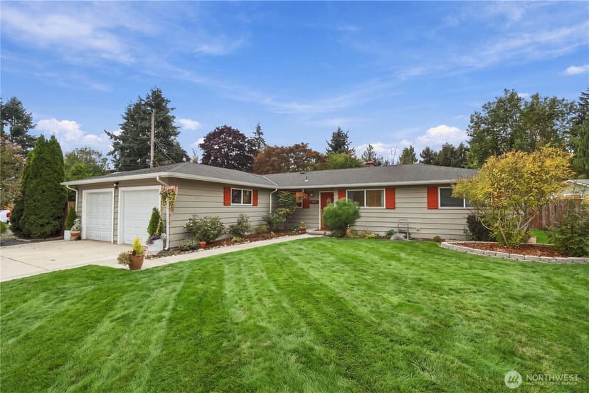 Property photo for 15403 Corliss Place N, Shoreline