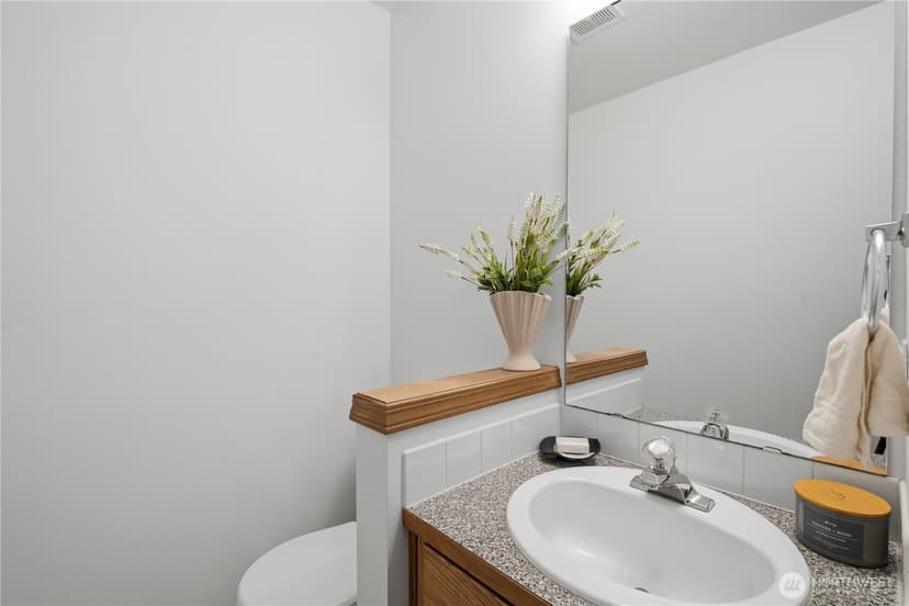 Property photo for 19315 8th Ave W, Lynnwood photo 10