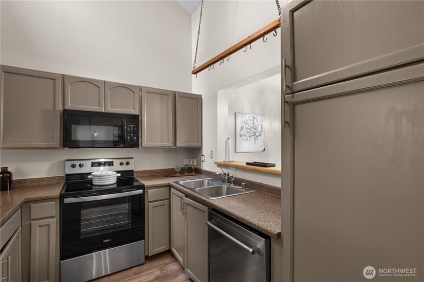 Property photo for 12918 126th Court NE #K302, Kirkland photo 4