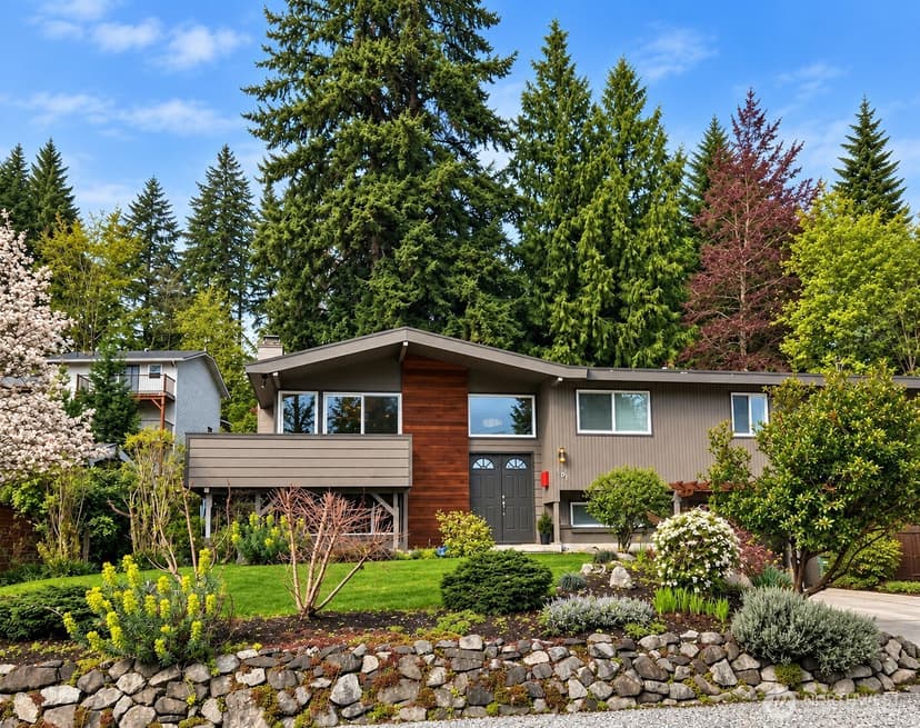Property photo for 401 109th Avenue SE, Bellevue photo 19