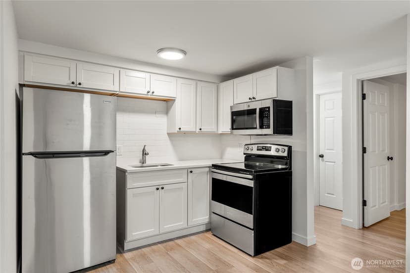 Property photo for 3834 175th Avenue NE #G16, Redmond photo 8