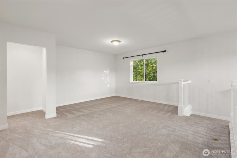 Property photo for 13431 38th Avenue SE, Mill Creek photo 18