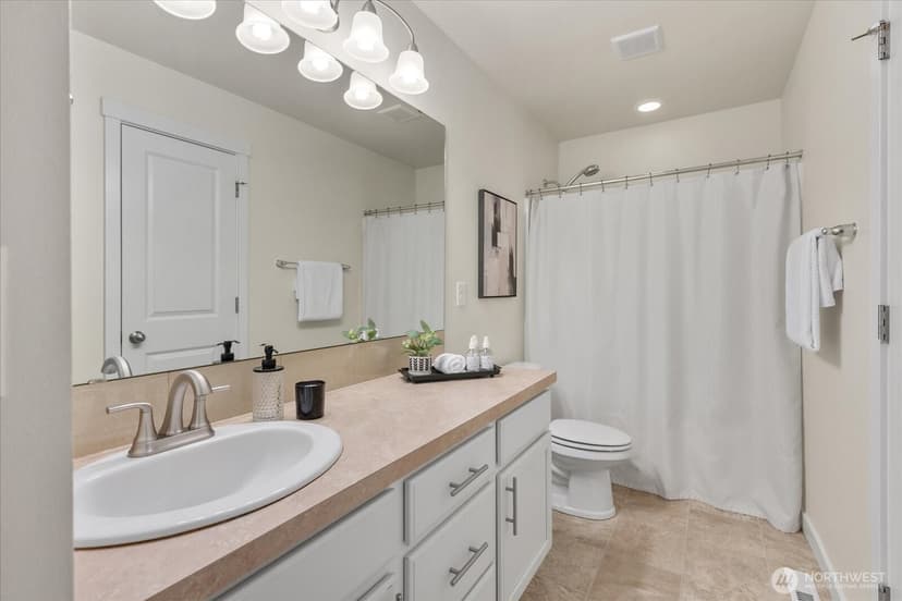 Property photo for 13431 38th Avenue SE, Mill Creek photo 28