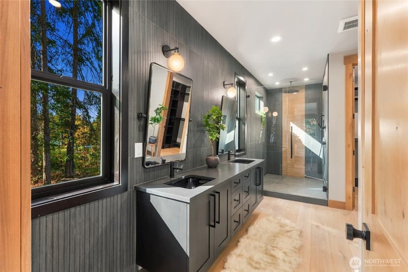 Property photo for 200 Telluride Drive, Ronald photo 16