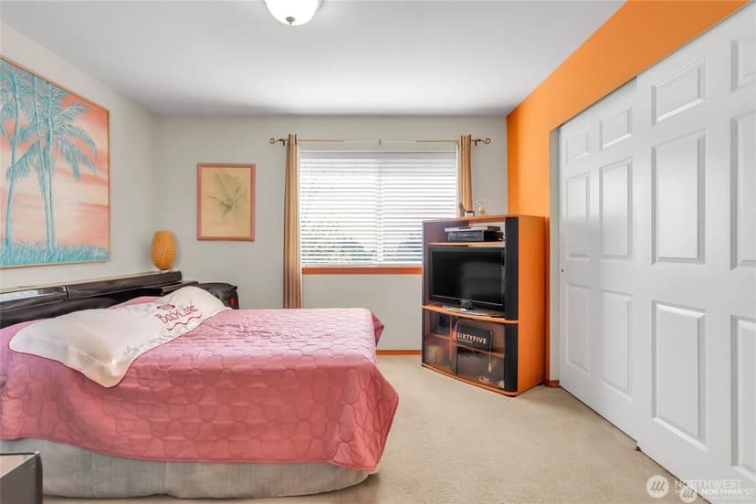 Property photo for 10209 28th Drive SE, Everett photo 8