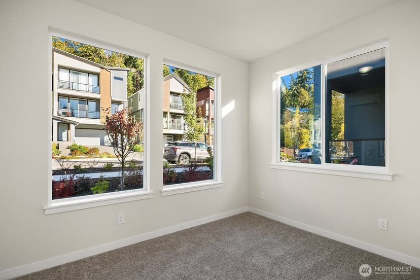 Property photo for 4027 Aberdeen Way NE, Newcastle photo 20