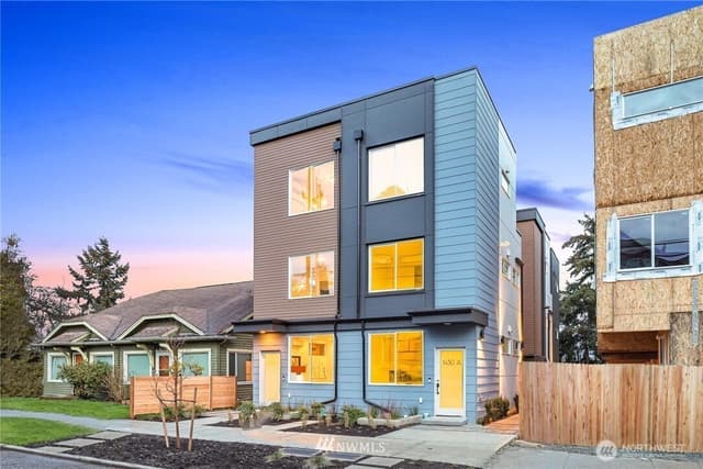 Property photo for 1430 24th Avenue #A, Seattle photo 2
